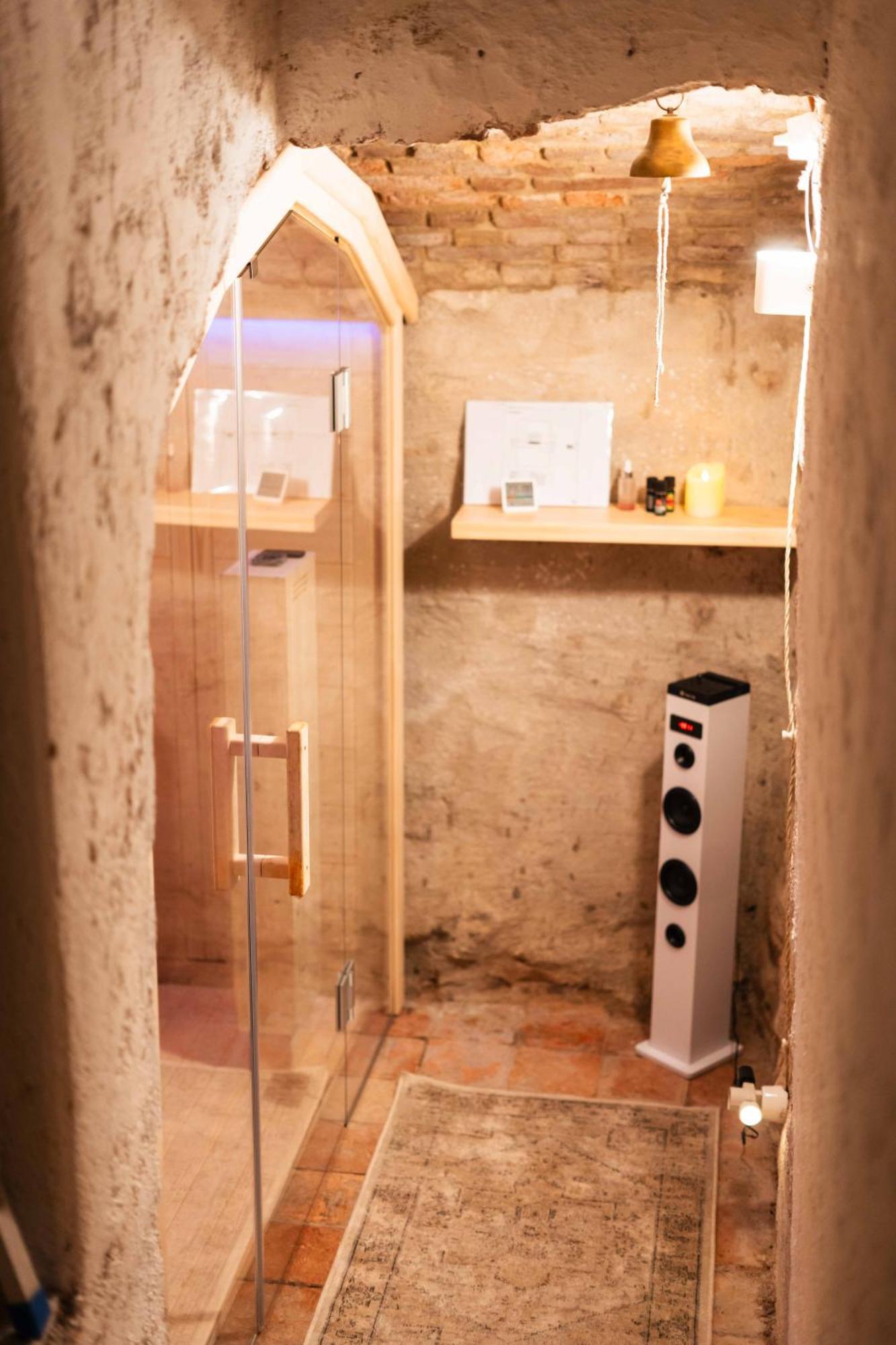 La Chicca In Pieno Centro Storico Con Sauna E Parcheggio Gratuito Удіне Екстер'єр фото